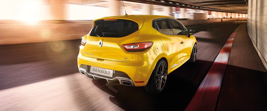 Signature Renault Sport Liquid Yellow metallic paint.
